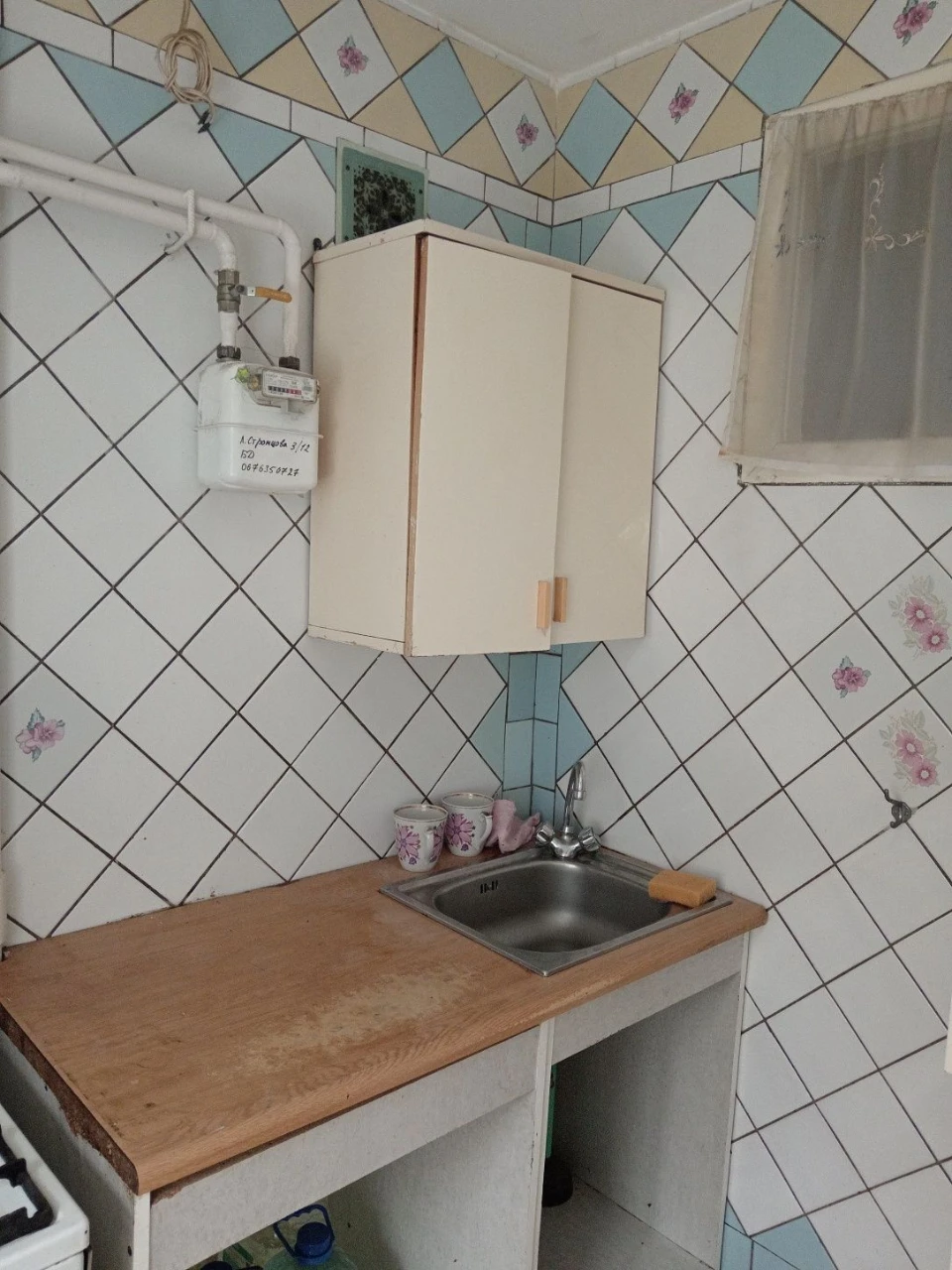 Продам 2ком квартиру. Р-н пр. А. Поля