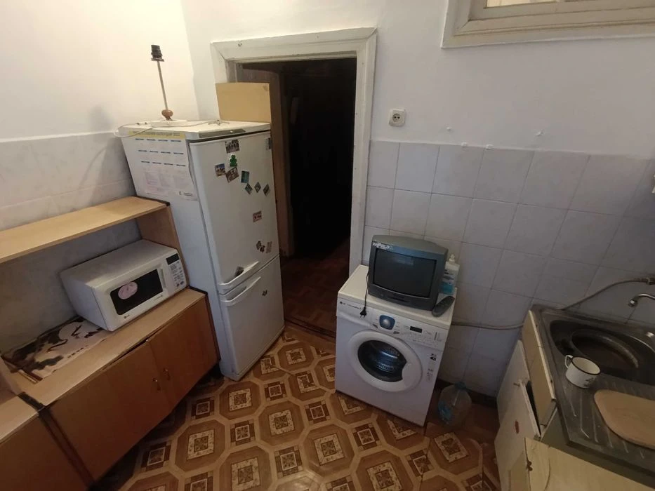 Selling 2 apartments in New Bavaria center, Kitaenko str., 4, Stalin-era building