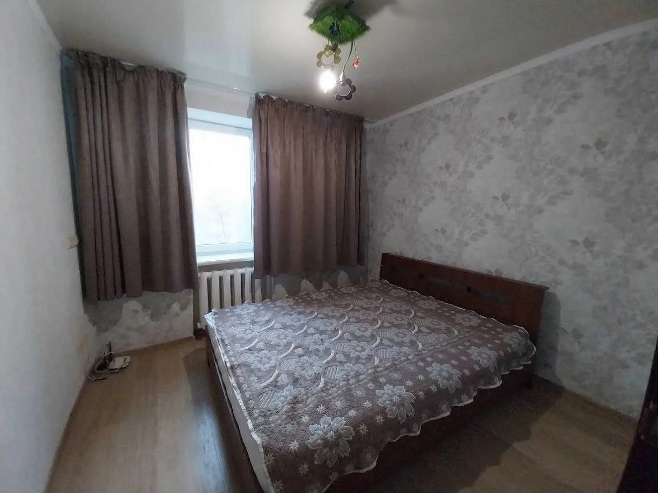 Продам 3х комнатную квартиру спецпроект, газ, кирпич. на Щор