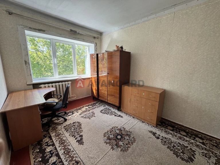 2-room apartment for sale on Prykhodskaya (Oleksandrivsky) street