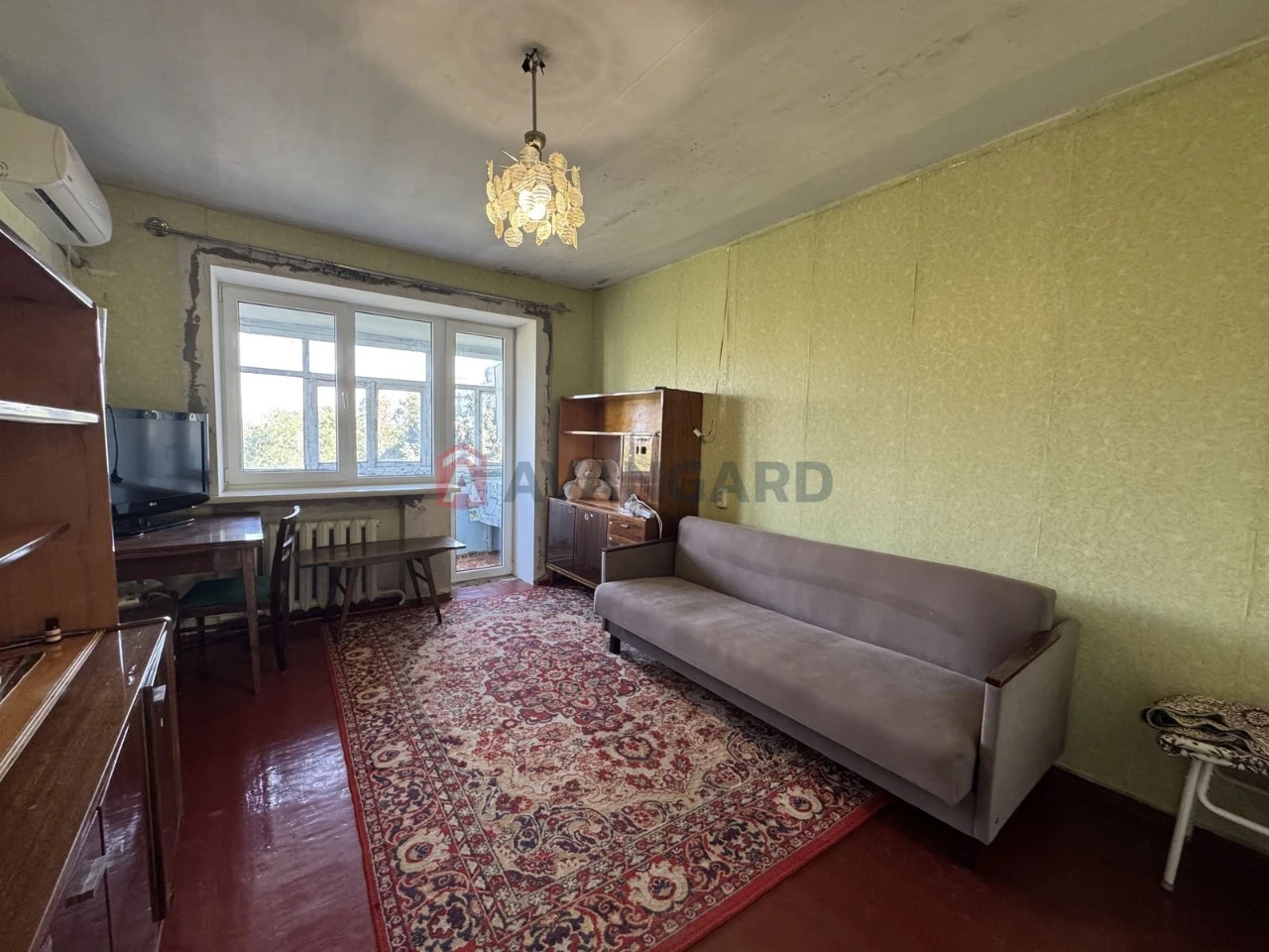 2-room apartment for sale on Prykhodskaya (Oleksandrivsky) street