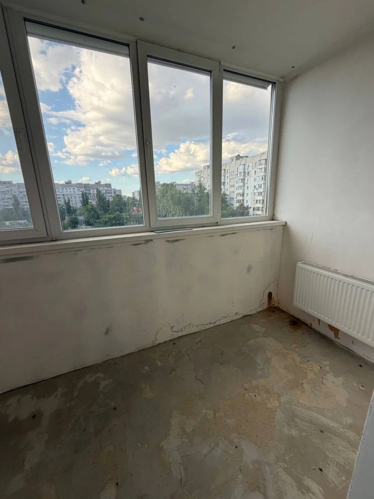 В продажу 4 к к - студія на вул. Садовій в Новобудові , 160