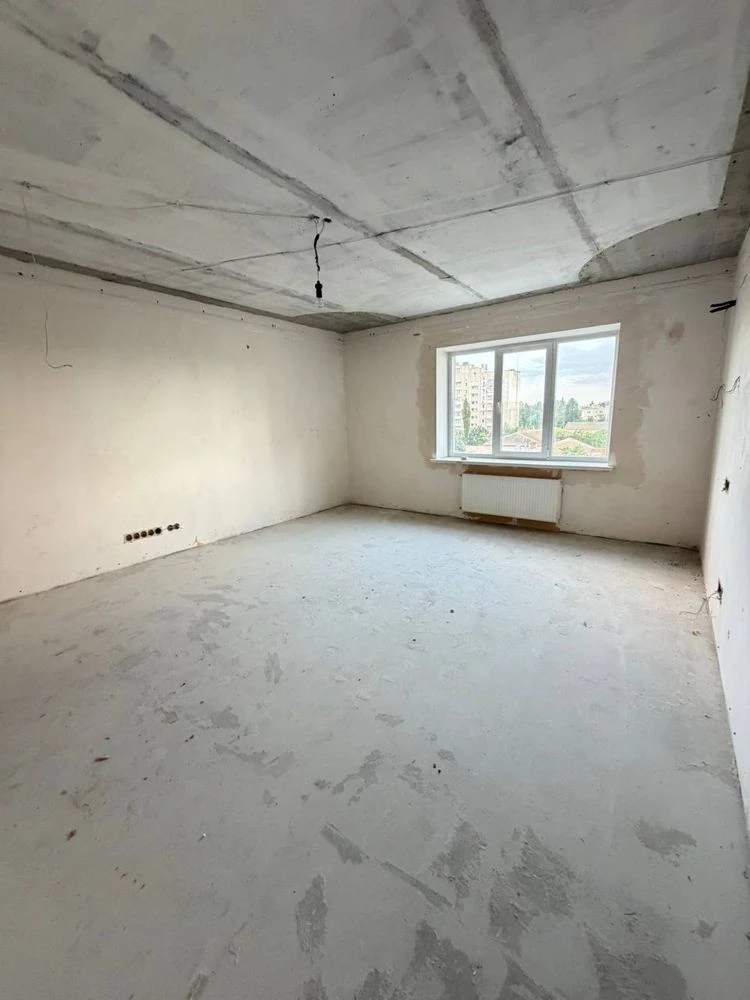 В продажу 4 к к - студія на вул. Садовій в Новобудові , 160
