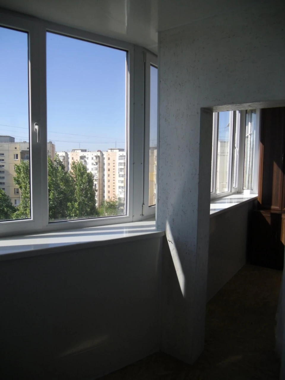 Продаю чудову чотирикімнатну квартиру на Намиві