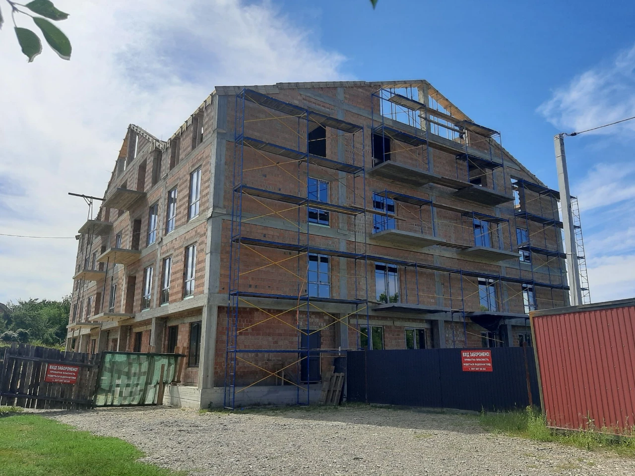 2 - км. квартира в новому ЖК ,, Dream House ", центр Садгори