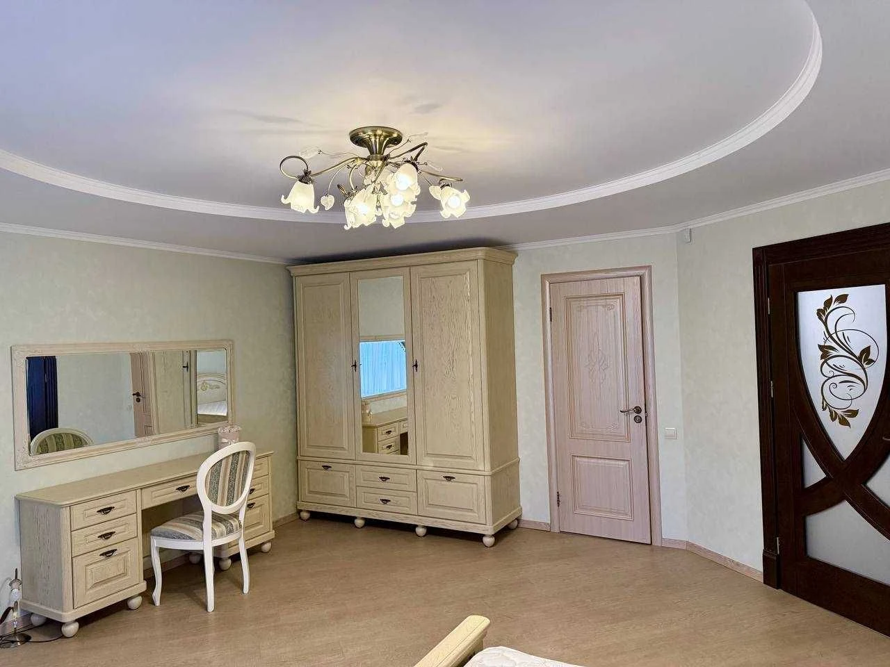 Власник Продам котедж 2-х поверх.,10 соток , бомбосховище, б