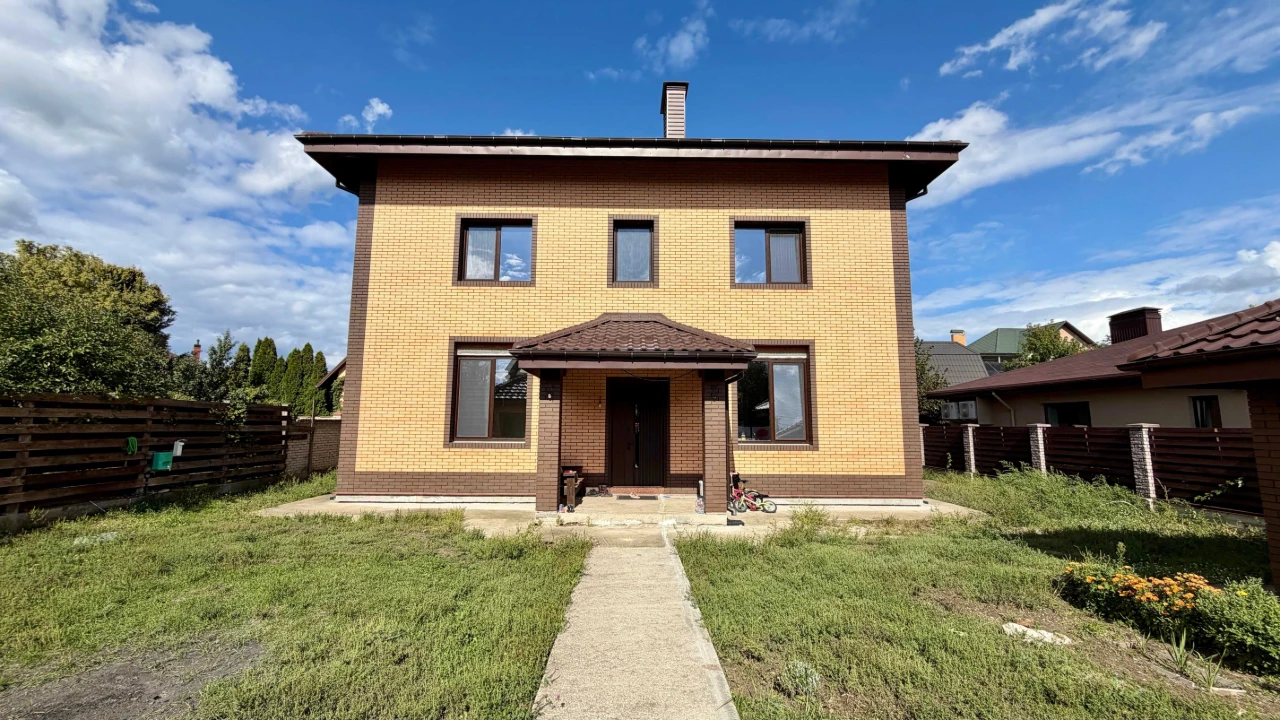 Продаж будинку в КМ "Чорнобилець", біля Дніпра, Оболонь, Бог