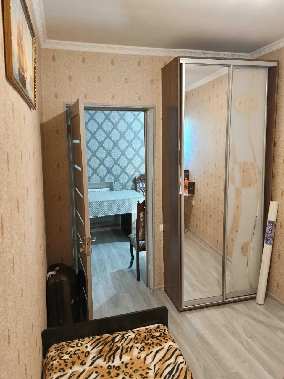 Продам 3-х км дом 42 кв.м, участок 2 сотки. Евроремонт. Ул.