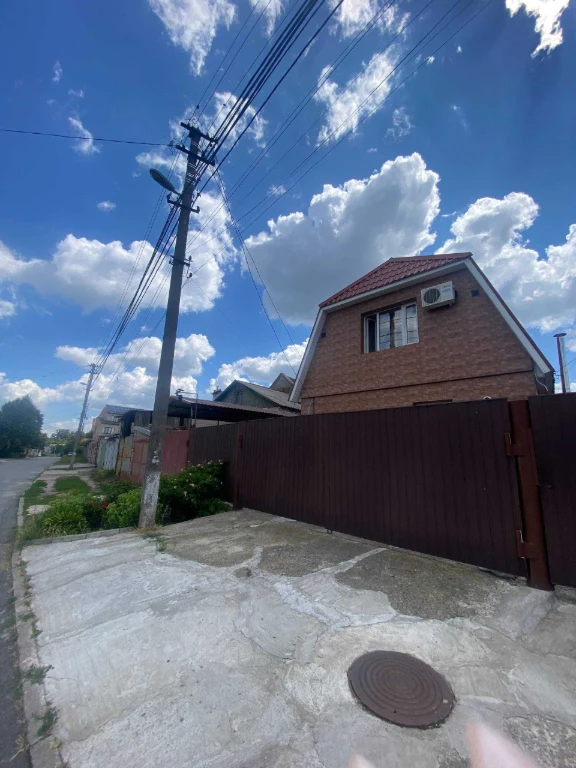 Продам уютный 5 комнатный дом в районе проспекта Гагарина На