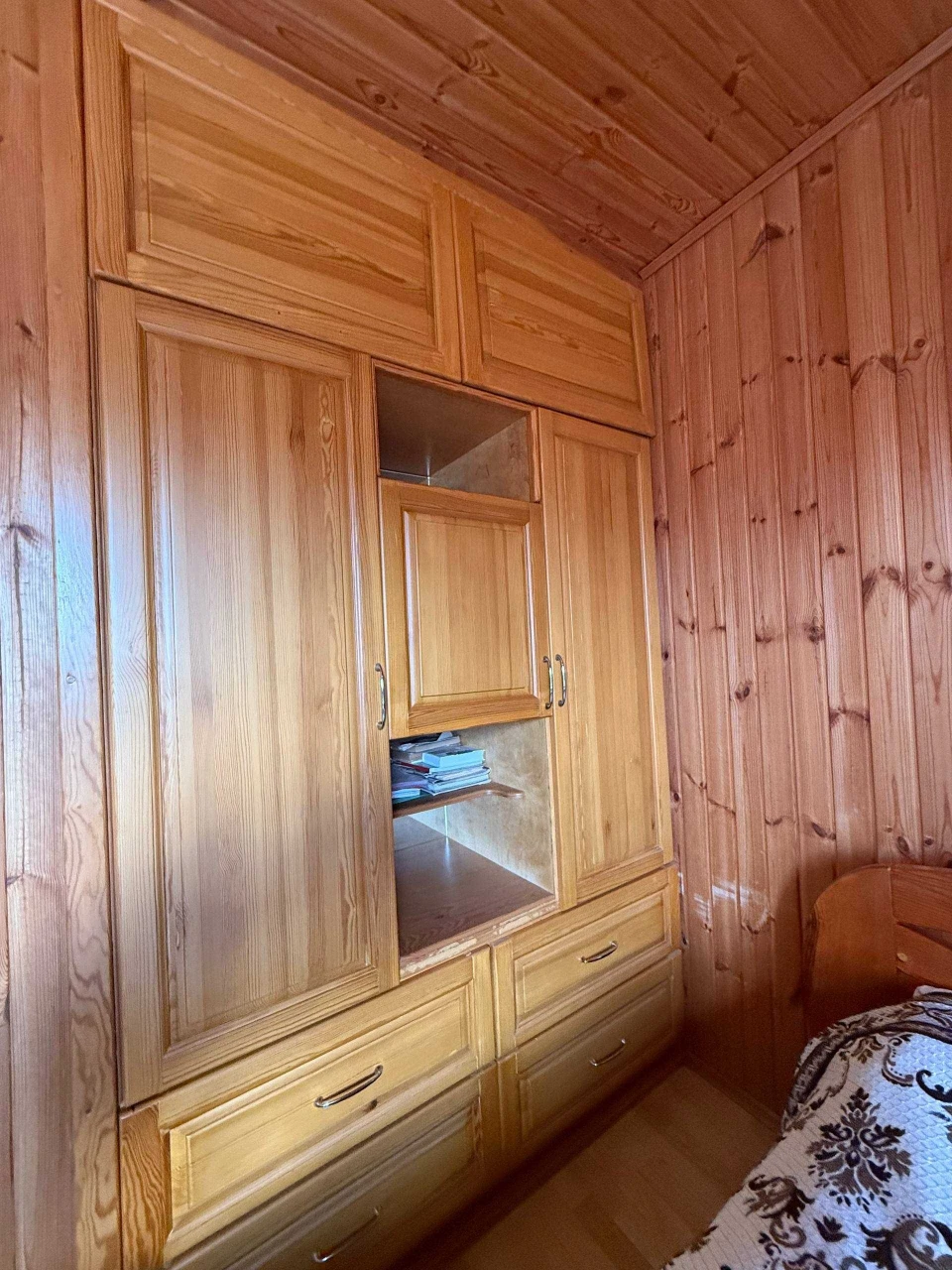 Продам уютный 5 комнатный дом в районе проспекта Гагарина На
