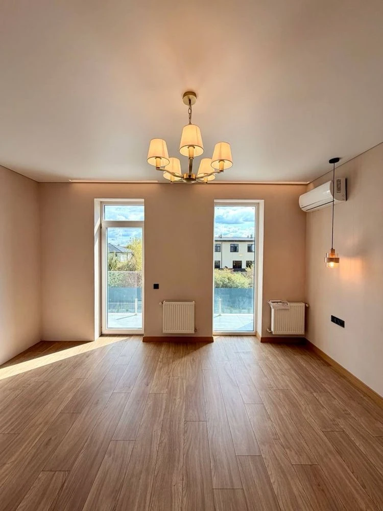 Продаж сучасного таунхауса 100 м²