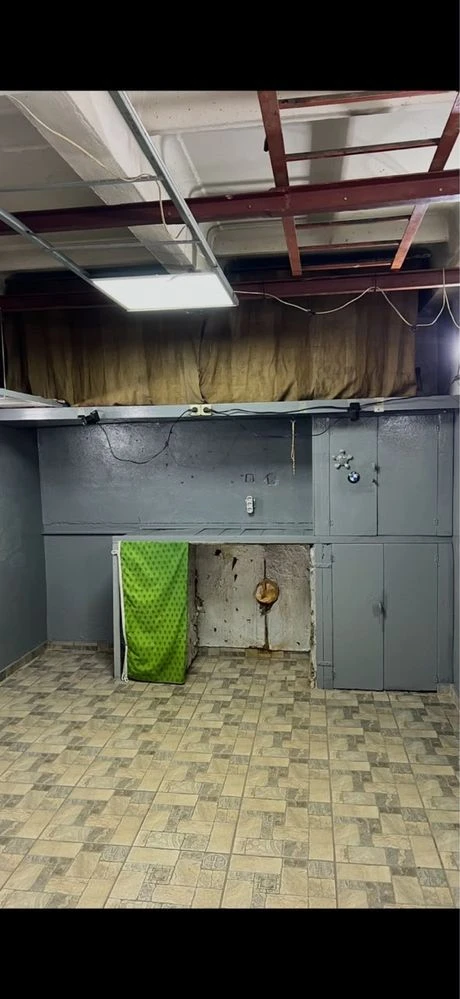 Продається гараж  у відмінному стпні