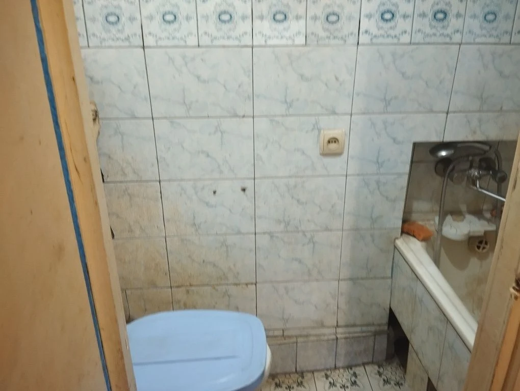 Продам гостинку Одесская пер.Зерновой, свой санузел Od1