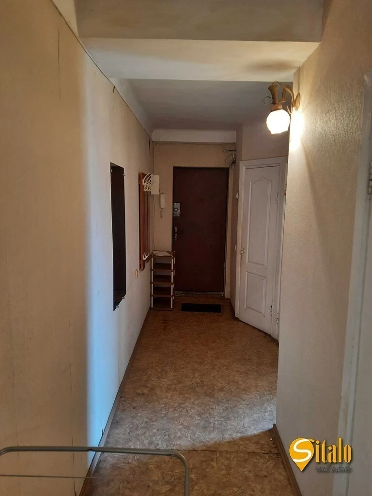Продаж 3-кімнатної квартири 60.44 м², Братиславська вул., 4