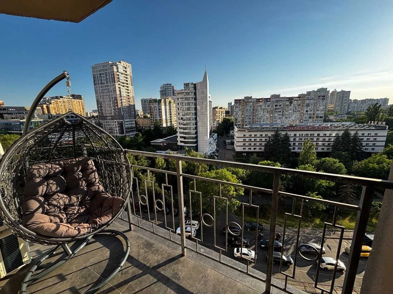 Квартира в Аркадії з шикарним ремонтом, який насправді набаг