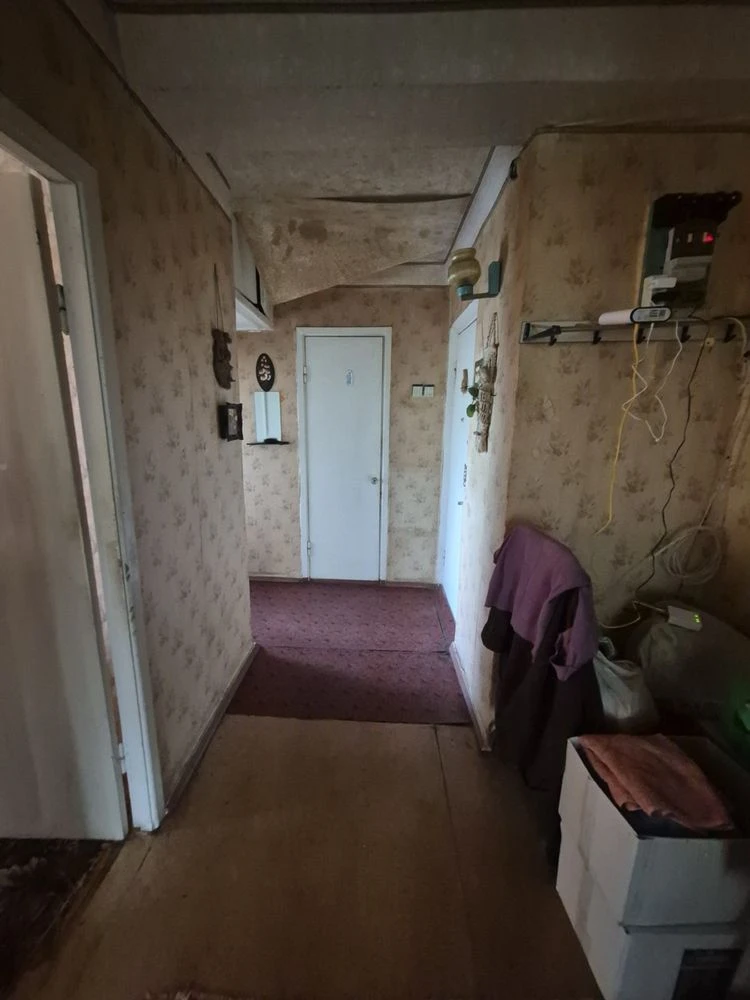 Внимание квартира под ремонт .2 ком.кв ул.Светлая