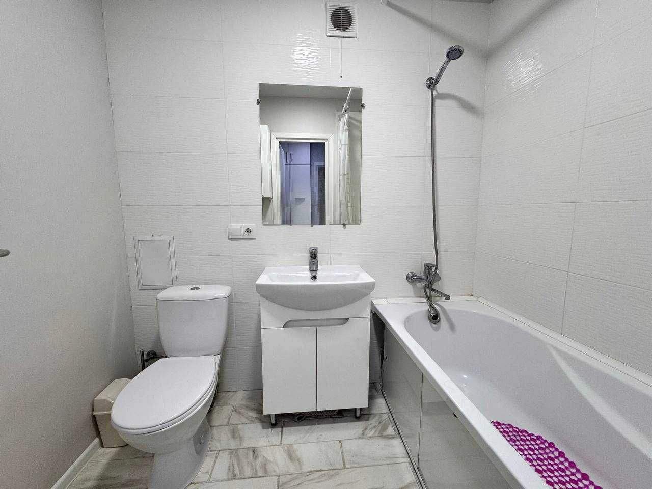 Продам 1-но комнатную квартиру в ЖК Ривер Парк Победа-1