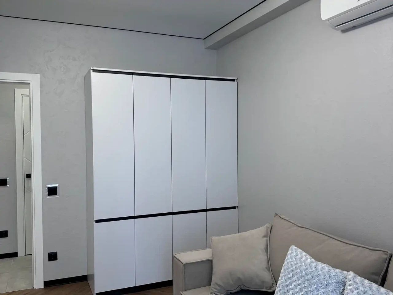 Оренда квартири 3-кімн. 60 м² 12/21 пов.