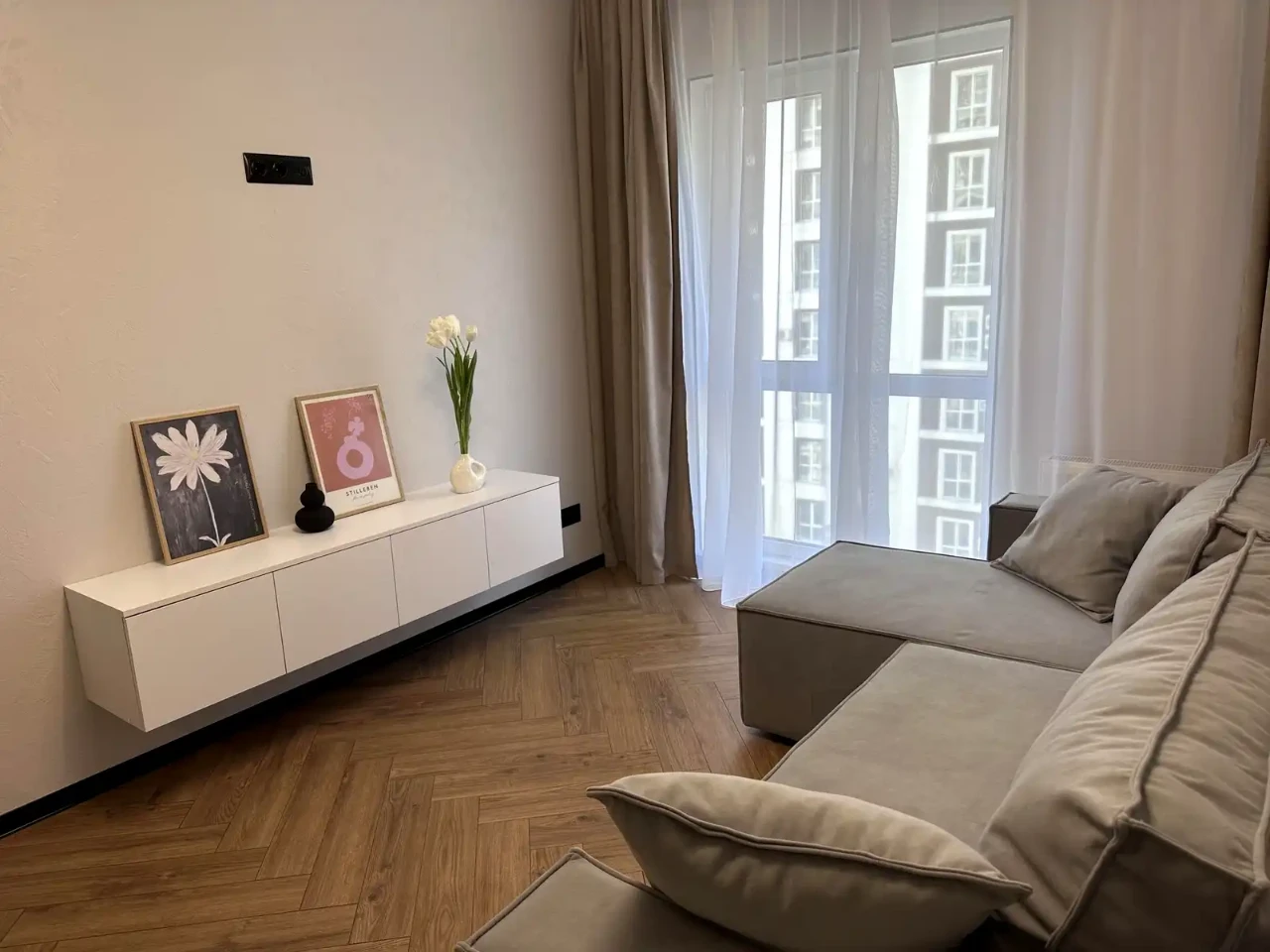 Оренда квартири 3-кімн. 60 м² 12/21 пов.