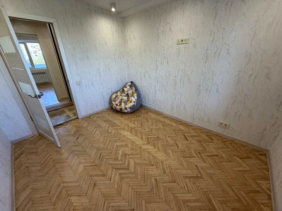 Квартира. Київ, Ореста Левицького вул.