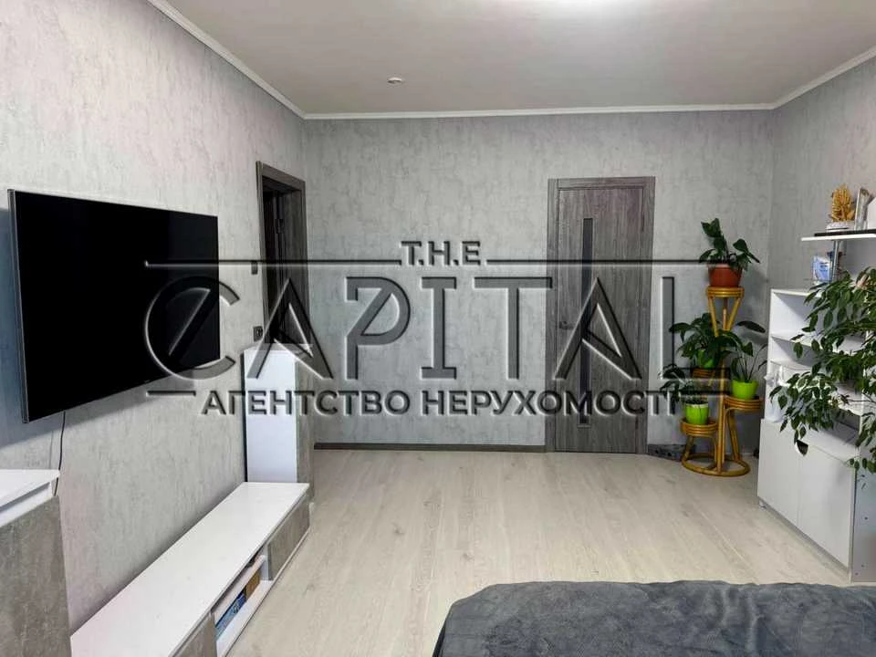 Квартира. Київ, Сергія Данченка вул.