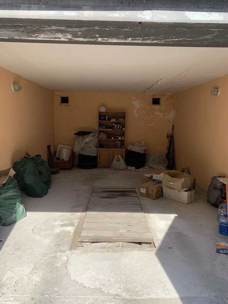 Продам капітальний гараж