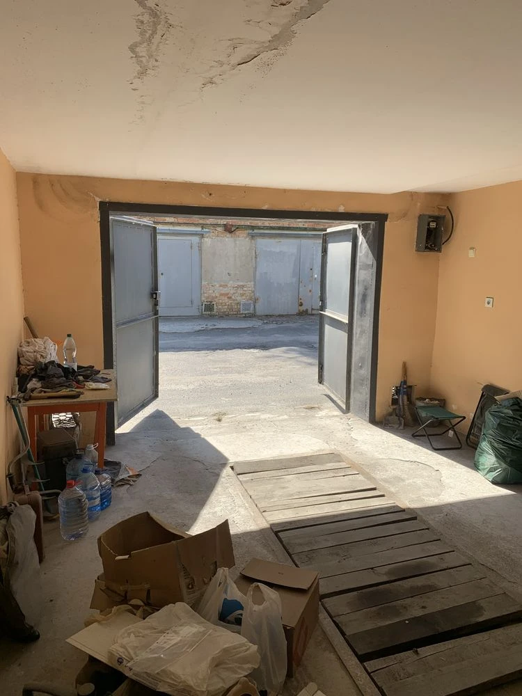 Продам капітальний гараж