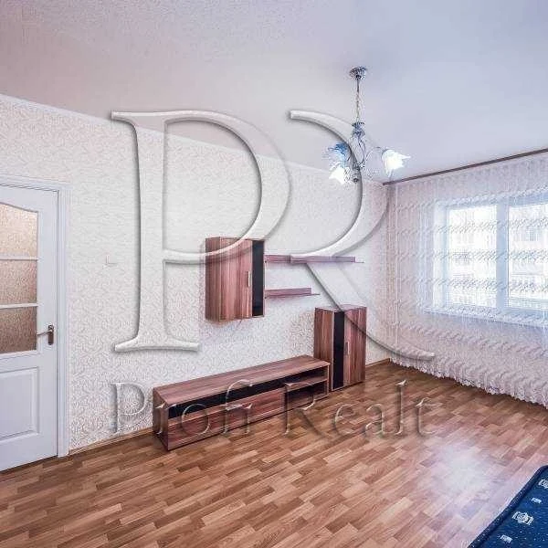 For sale 1-room apartment 37 m², Volodymyr Mayakovsky st.