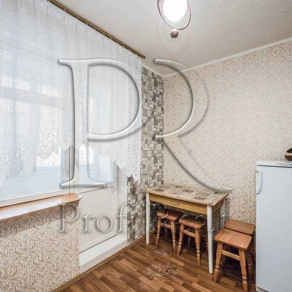 For sale 1-room apartment 37 m², Volodymyr Mayakovsky st.