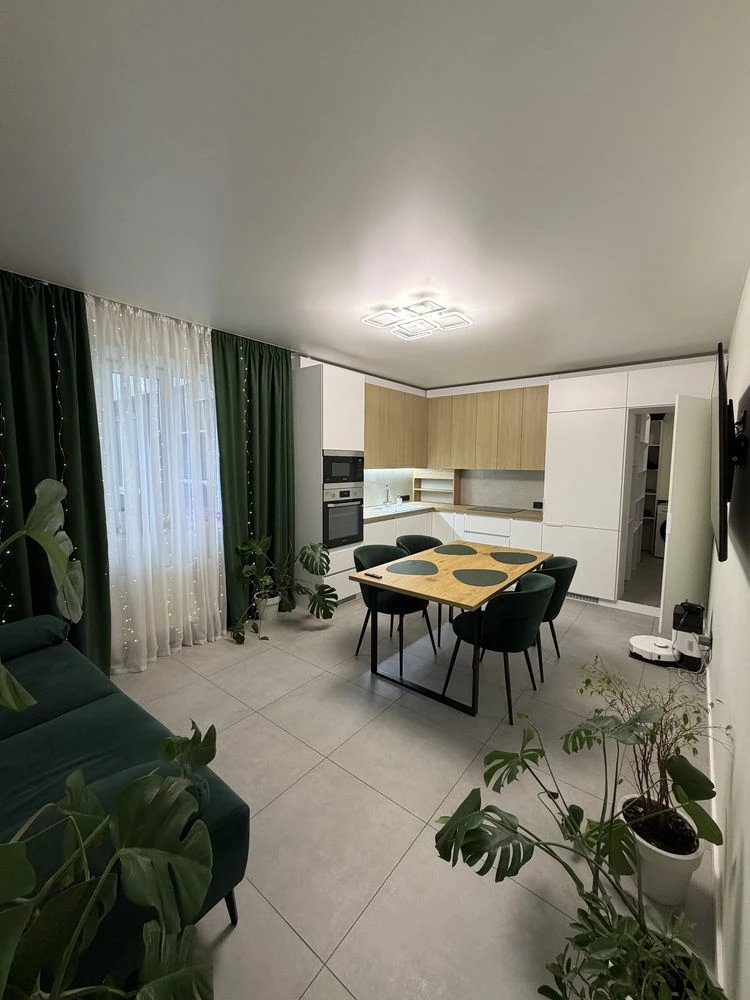 ГОЛЛІВУД! Продаж Дизайнерської 2 кімн.кв по вул Лісовій