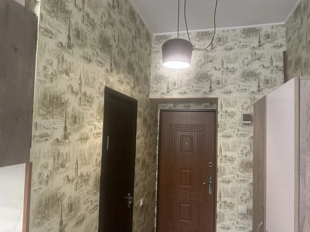 Продам квартиру гостиного типу