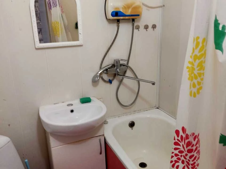Apartment. Kharkiv, Gvardeytsiv-Shyronintsiv st.