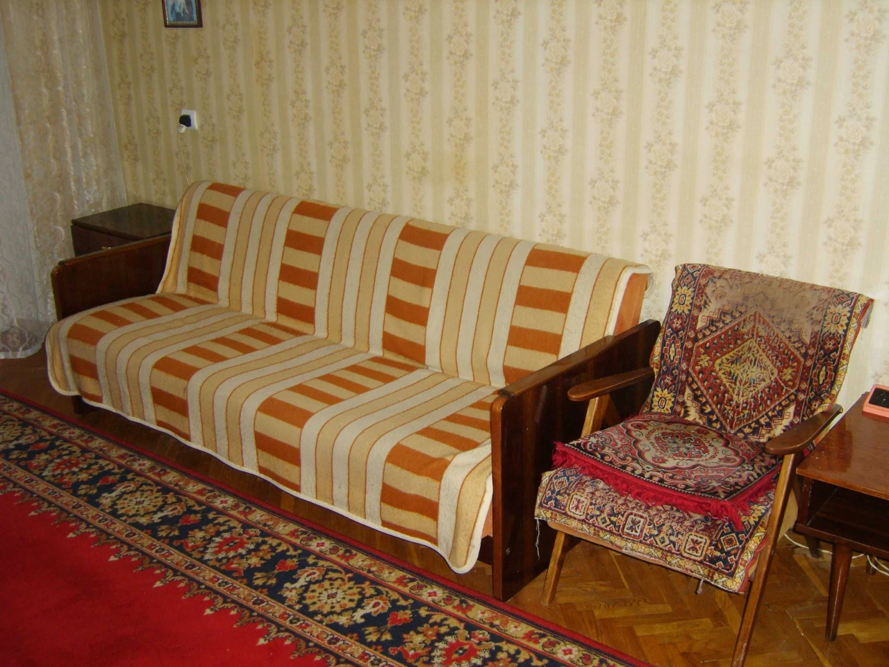 Продам 2-кімнатну квартиру біля метро Лук'янівська, вул. Гер