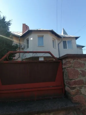 Продається частина будинку, 107, 4 м², від власника