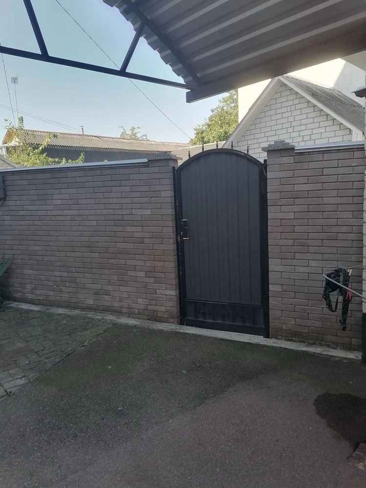 Продається частина будинку, 107, 4 м², від власника