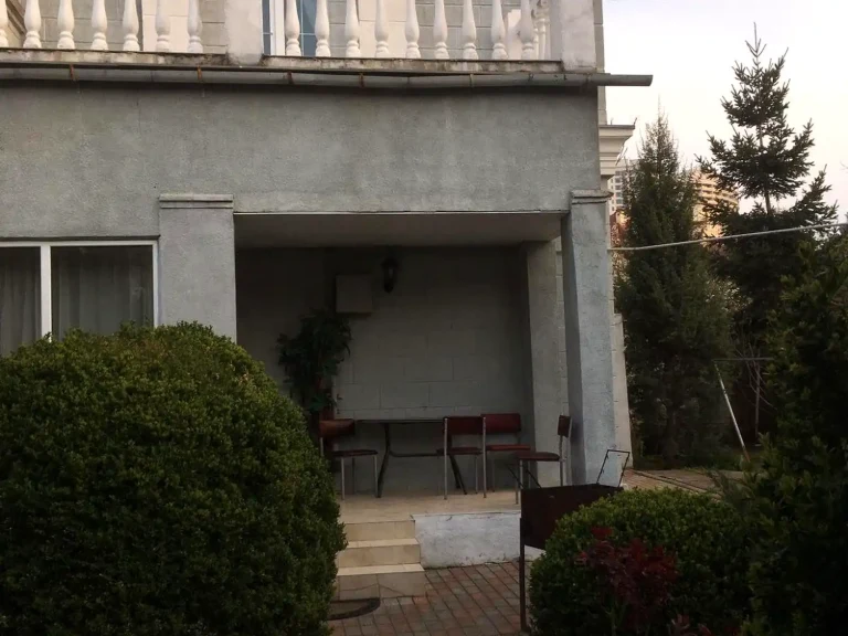 Оренда будинку 200 м² 2 сот.