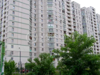 Квартира. Київ, Драгоманова вул.