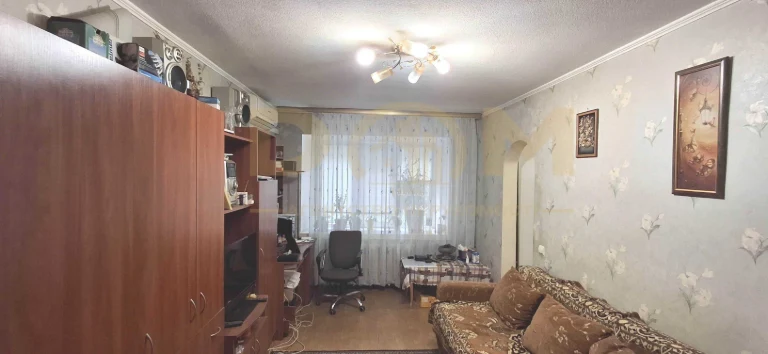 Продам 2-кімнатну квартиру, метро Дорогожичі, вул. Олени Тел