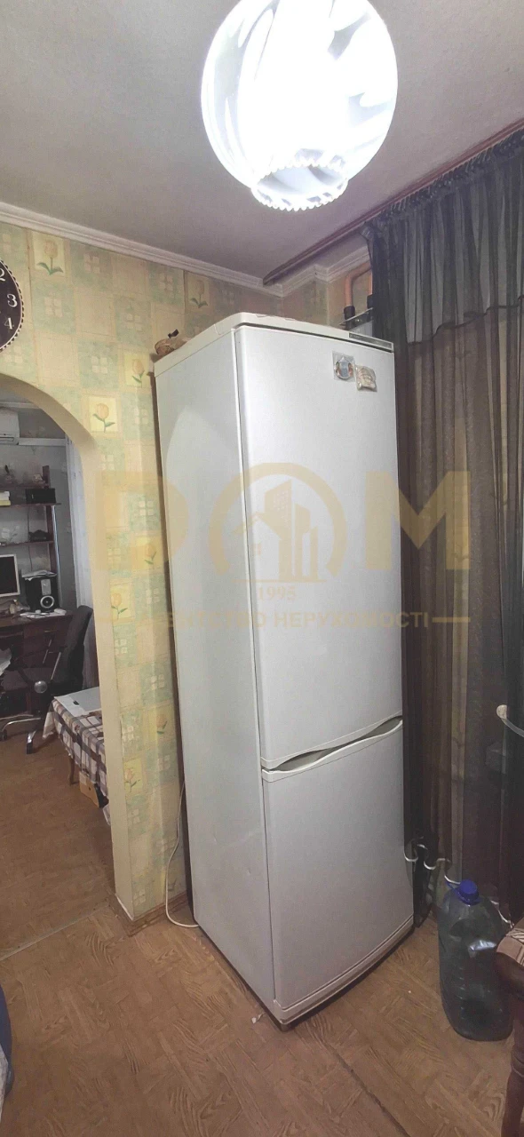 Продам 2-кімнатну квартиру, метро Дорогожичі, вул. Олени Тел