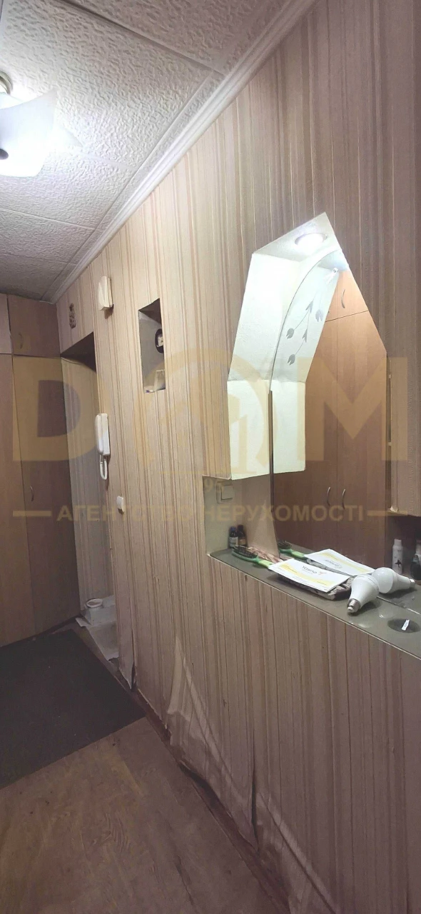 Продам 2-кімнатну квартиру, метро Дорогожичі, вул. Олени Тел