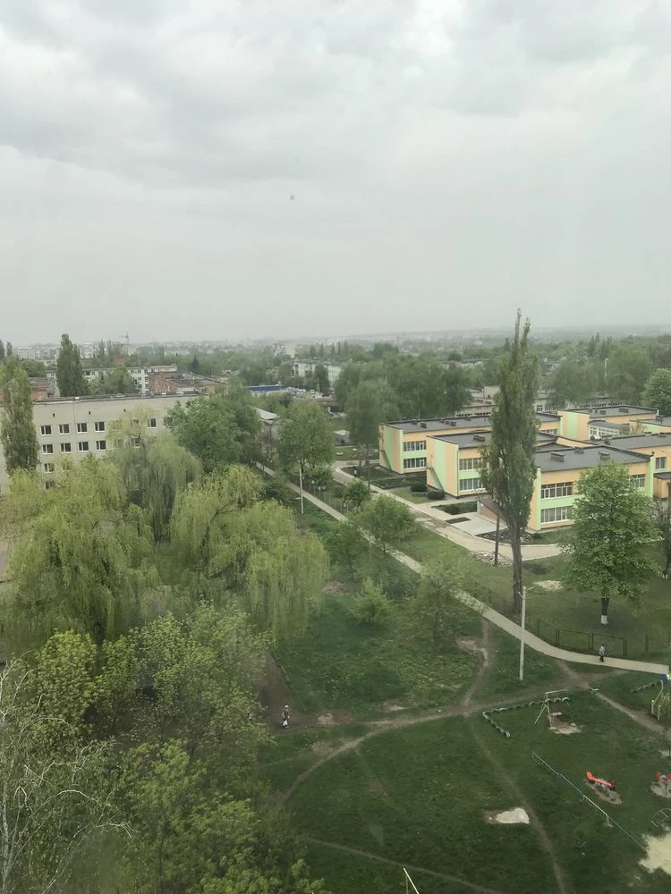 Продаж квартири 3к мебльована
