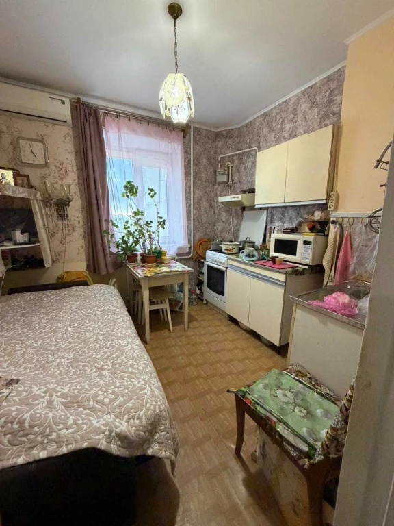 Продам 1 кімнатну квартиру