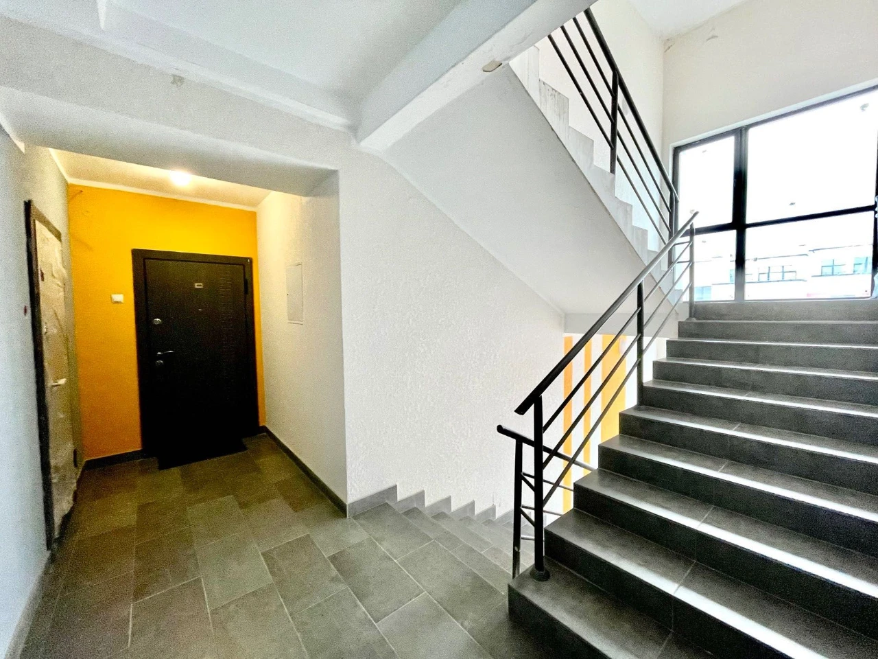 Продаж 2 кімнатна новобудова вул. Б. Хмельницького 230-а буд