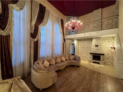 Будинок. Київ, Армійська вул.