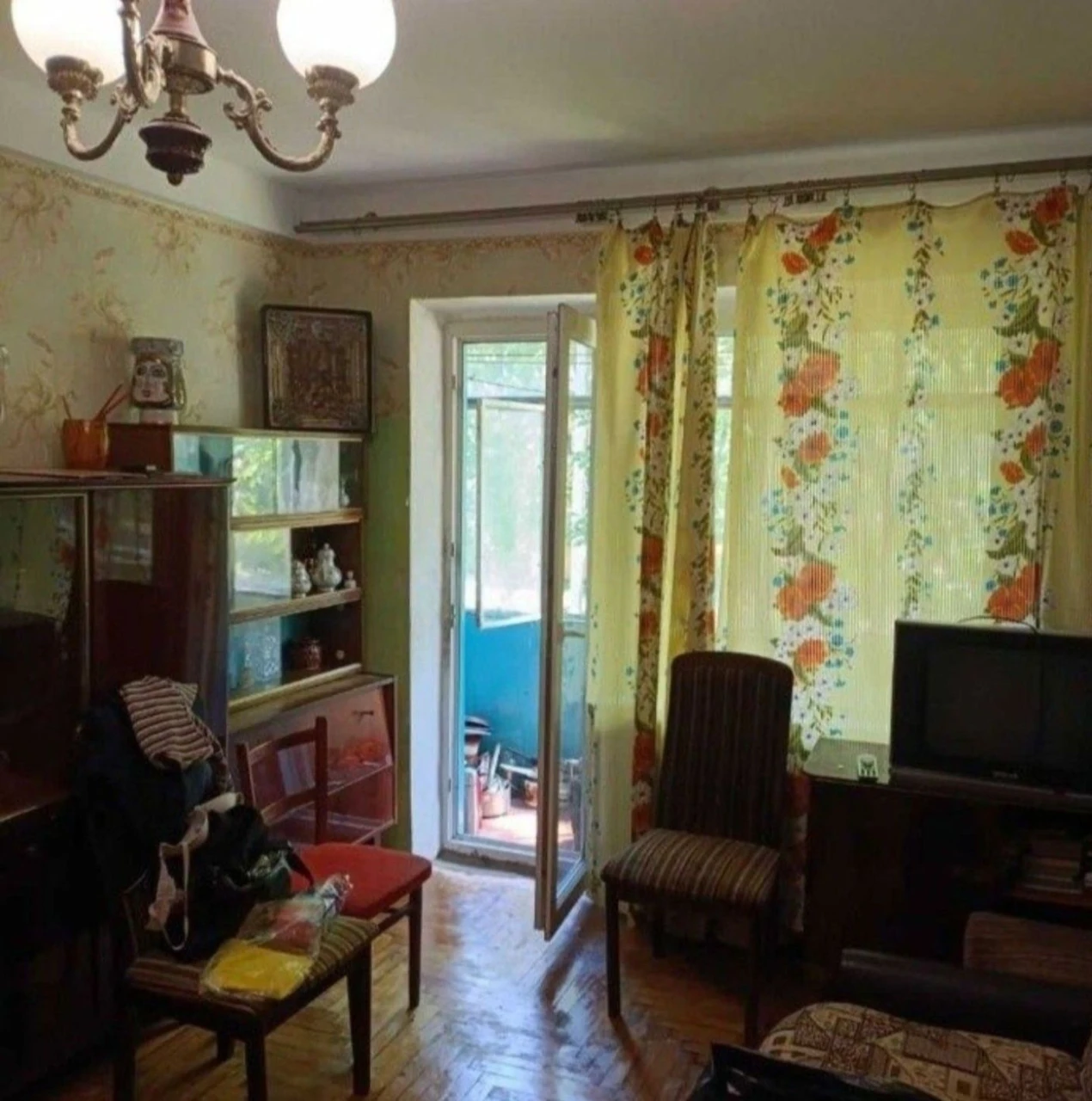 Продаж 1-кімнатної квартири по вул.Полякова