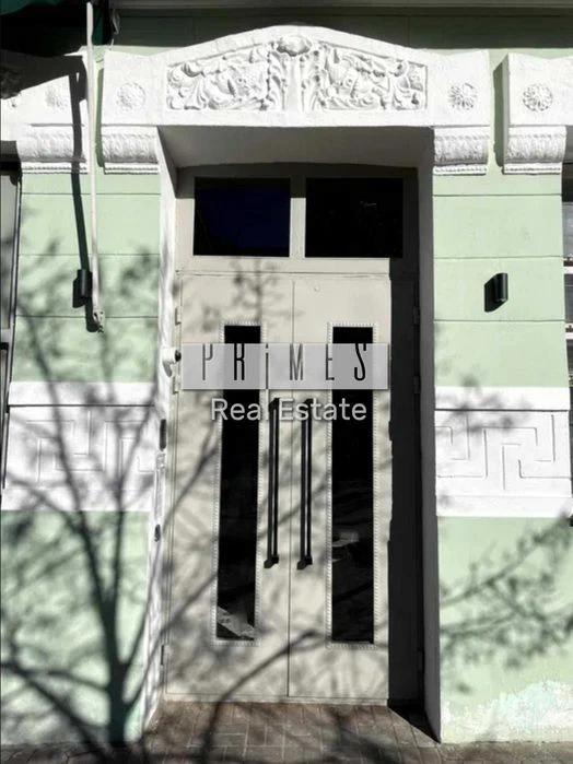For sale 3 rooms 150m2 design renovation Lypky Government Quarter Institute