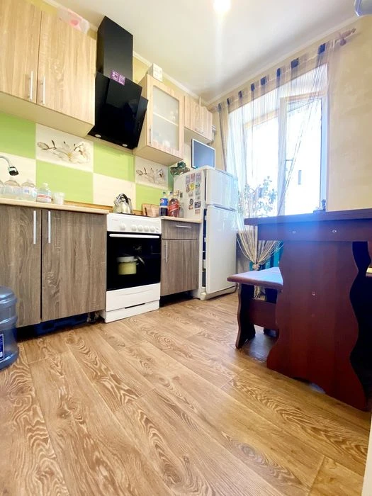 Продам 2 кім квартиру Лиса Гора ,коло тролейбуса