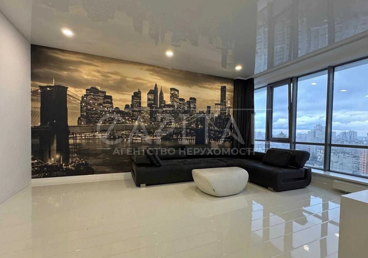 Продаж видової квартири в элітному ЖК RiverStone вул. Труска
