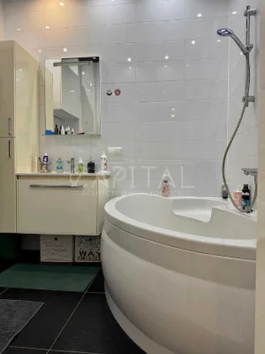 Продаж видової квартири в элітному ЖК RiverStone вул. Труска