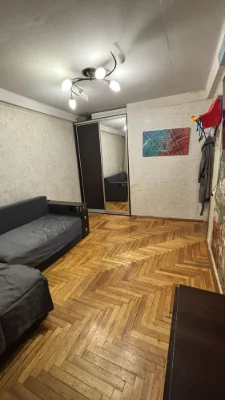 Продам 2х комнатную квартиру на комосе